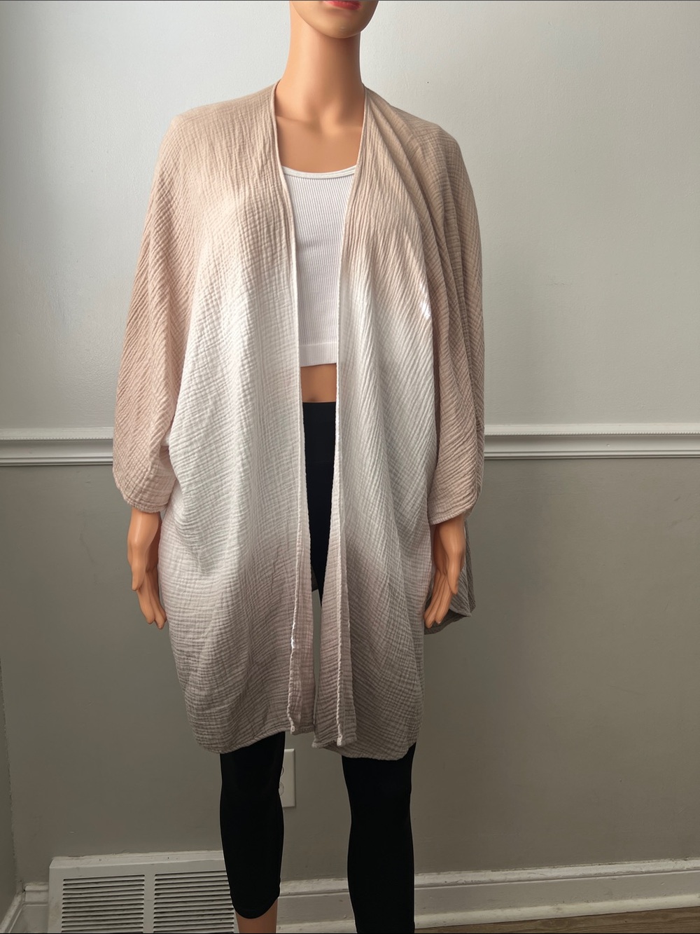 Universal Thread  open-front ombré gauze kimono cardigan